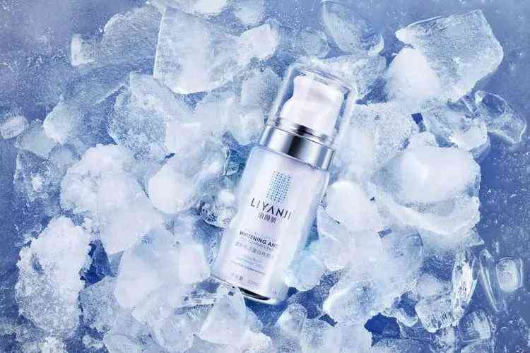 電商化妝品展示視頻模板(電商化妝品海報(bào))