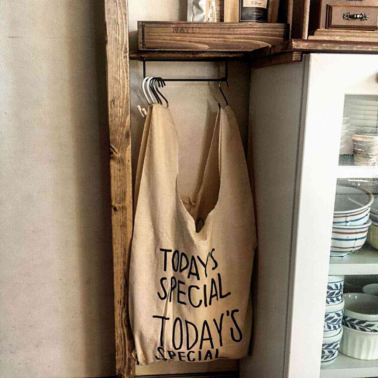 日用百貨化妝品收納袋怎么用(化妝品怎么收納,看這篇就夠了!)插圖7