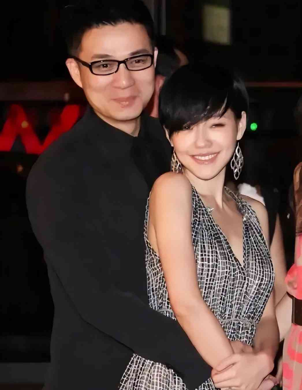 小s化妝品廣告(小s代言的護(hù)膚品有哪些)插圖2