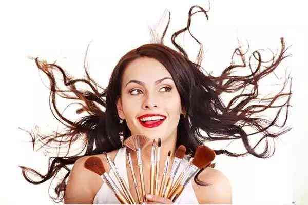 透水混凝土和女生化妝品(透水混凝土和女生化妝品有關(guān)系嗎)