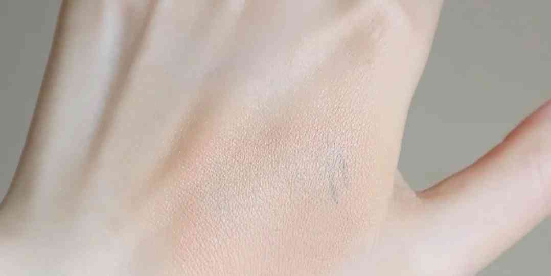 瑕疵皮大毛孔化妝品能用嗎(瑕疵皮大毛孔化妝品能用嗎女生)插圖19