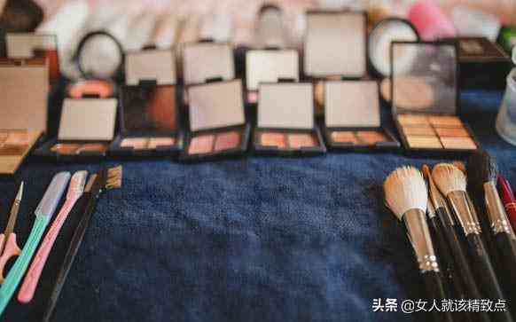 三證化妝品每個(gè)產(chǎn)品都有嗎(化妝品的三證都有什么)