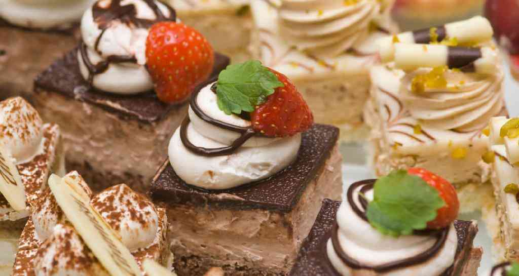 準(zhǔn)備結(jié)婚用什么化妝品好(結(jié)婚前需要買(mǎi)化妝品嗎)插圖5