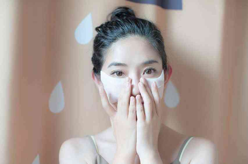 50歲用什么化妝品知乎(50歲開始用護(hù)膚品有用嗎用)插圖2