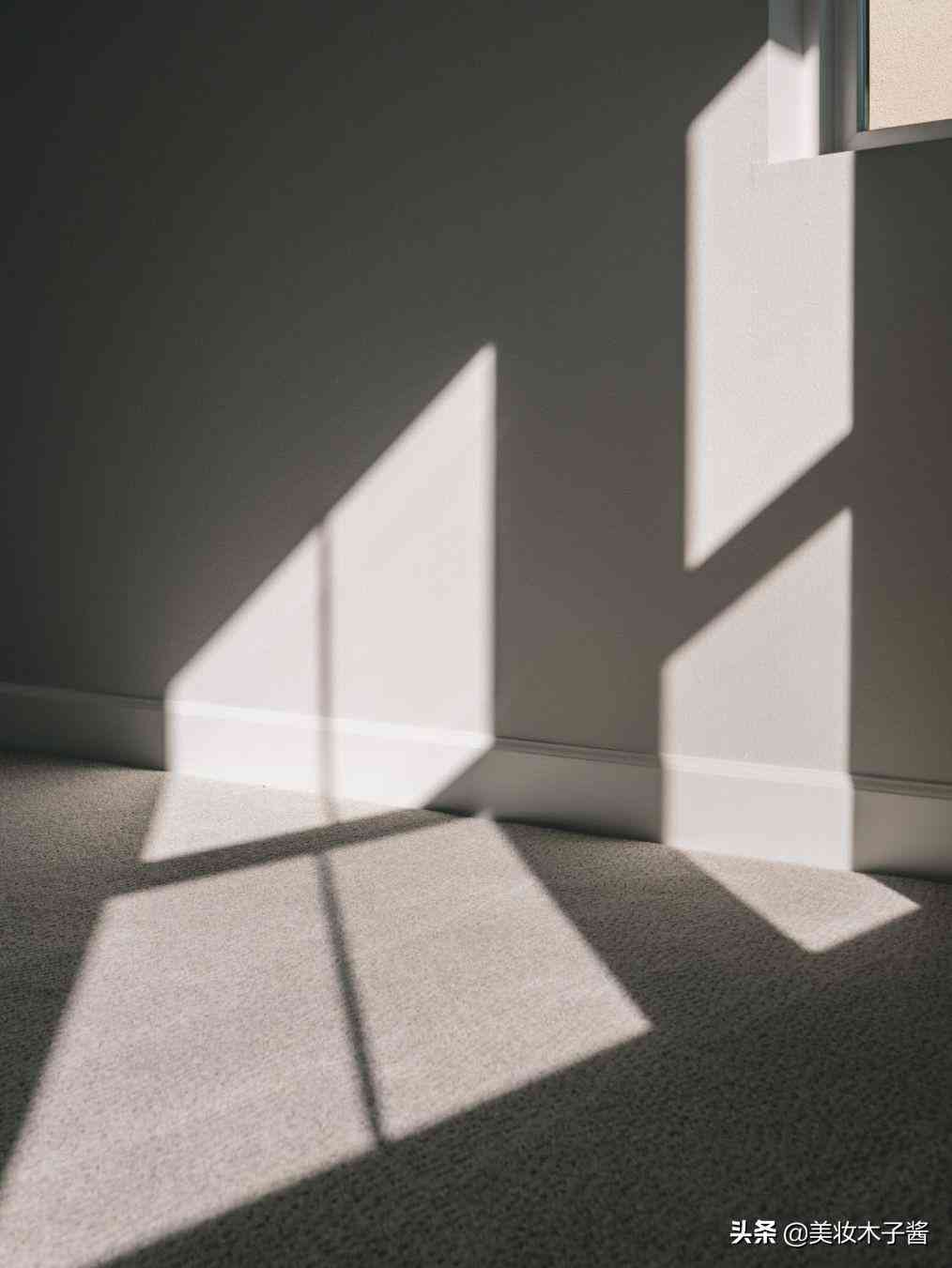 女生隨身用什么化妝品好看(女生用什么樣的化妝品比較好)插圖5