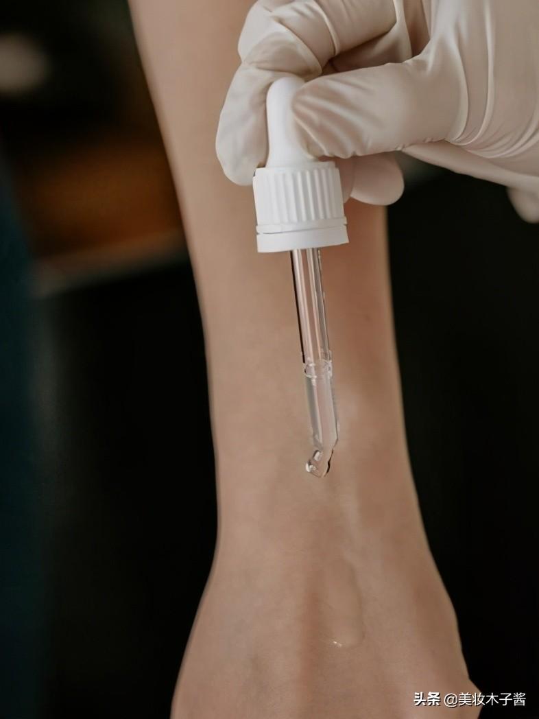 女生隨身用什么化妝品好看(女生用什么樣的化妝品比較好)插圖7