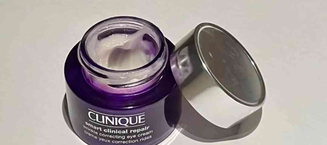 32歲用什么化妝品抗衰老(32歲可以用抗衰老的產(chǎn)品嗎)插圖5