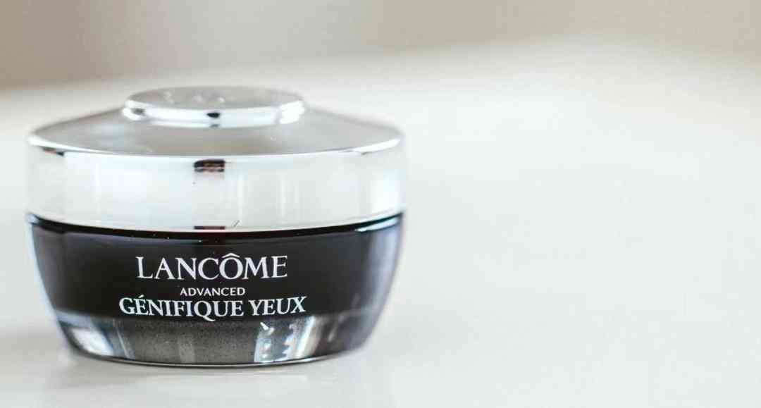 32歲用什么化妝品抗衰老(32歲可以用抗衰老的產(chǎn)品嗎)插圖8