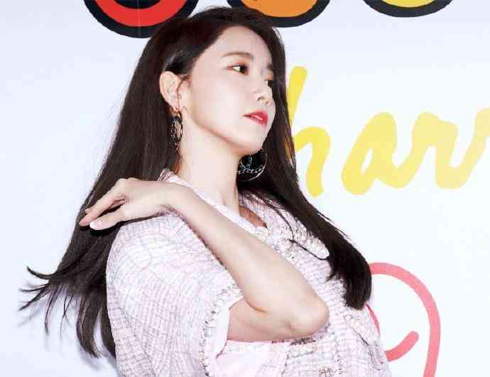 林允兒香奈兒化妝品廣告(林允香奈兒彩妝護(hù)膚大使)