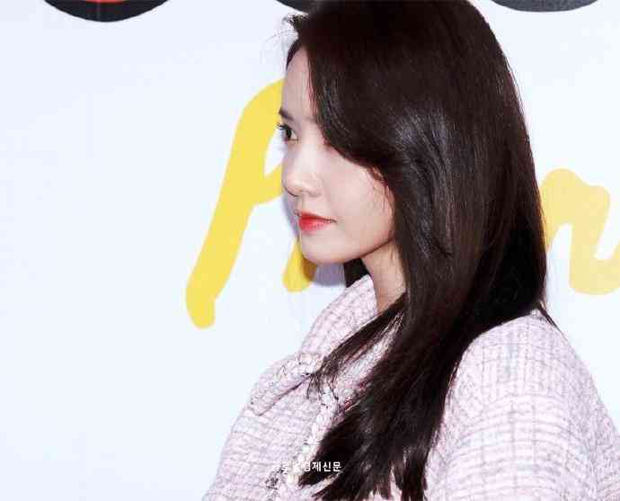 林允兒香奈兒化妝品廣告(林允香奈兒彩妝護(hù)膚大使)插圖1