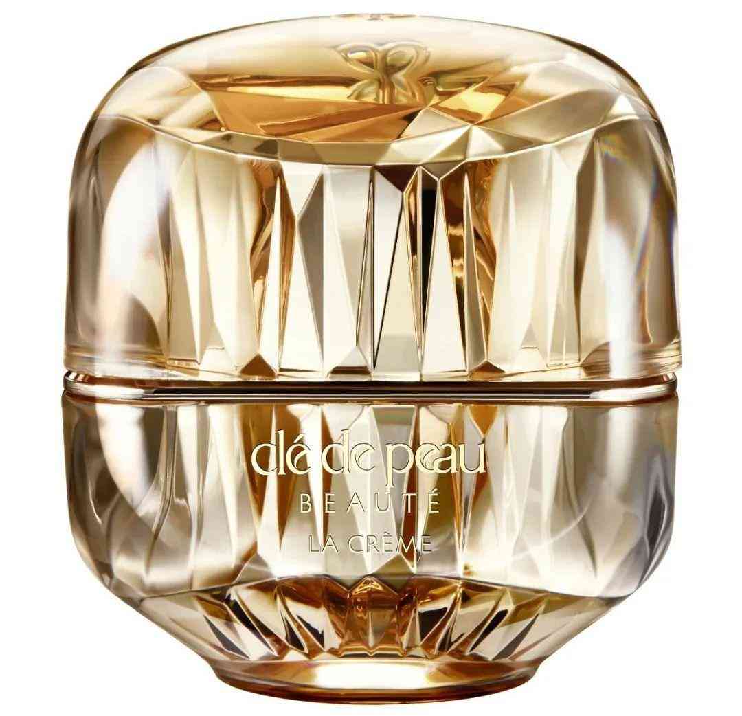 額頭黑用什么彩妝化妝品好(比較黑的人化妝用什么化妝品)插圖29