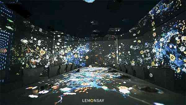 如何對著鏡子拍化妝品視頻(怎么對著鏡子拍出好看的視頻)