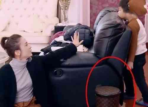 女人賣(mài)5萬(wàn)化妝品(女人賣(mài)5萬(wàn)化妝品怎么樣)插圖26