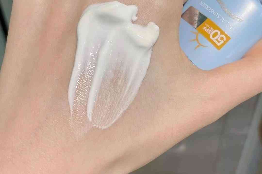 含化學(xué)成分少的化妝品(化妝品含哪些成分不好)插圖6