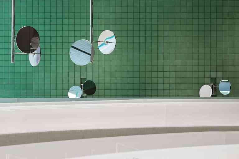 上海的黑洞化妝品(武漢黑洞化妝品價格)插圖3