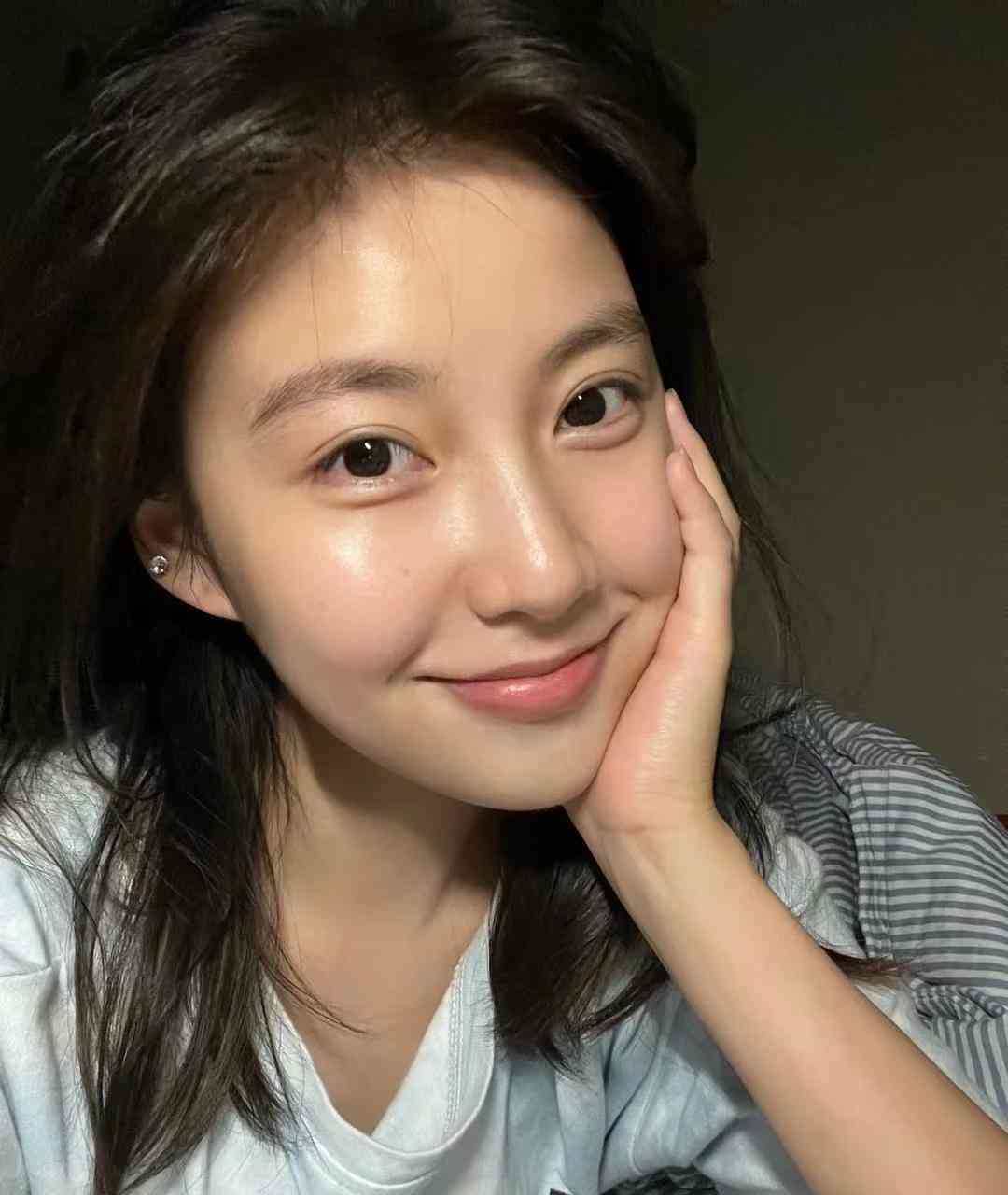 大牌化妝品的優(yōu)缺點(diǎn)(大牌化妝品的優(yōu)缺點(diǎn)是什么)插圖1