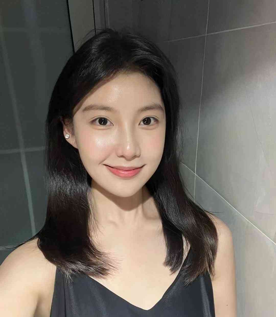 大牌化妝品的優(yōu)缺點(diǎn)(大牌化妝品的優(yōu)缺點(diǎn)是什么)插圖2