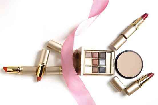 媚儂化妝品怎么樣(媚儂化妝品怎么樣啊)