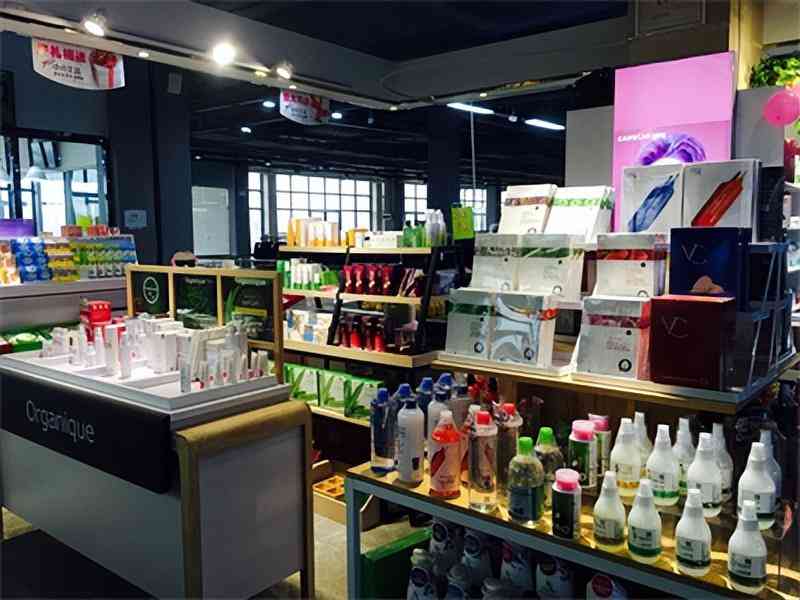 男人開化妝品店可以嗎女人(男生開化妝品店要具備什么條件)插圖1