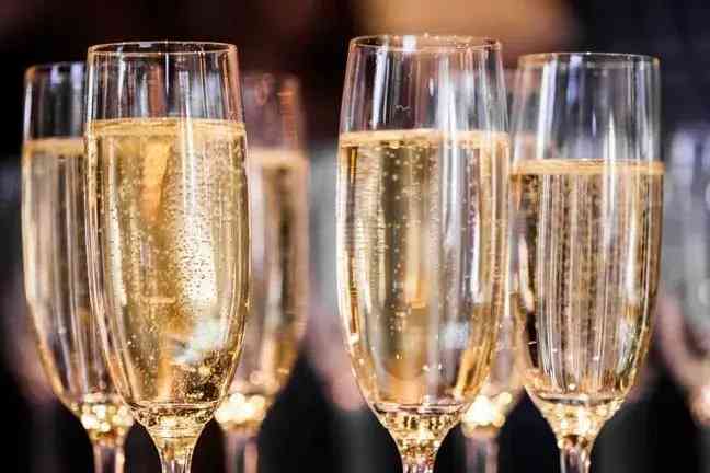 法國雅士邦德化妝品(雅邦化妝品公司)插圖2