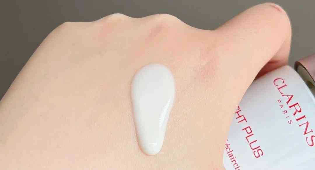 男生顯臉白化妝品品牌推薦(男生顯臉白化妝品品牌推薦一下)插圖13