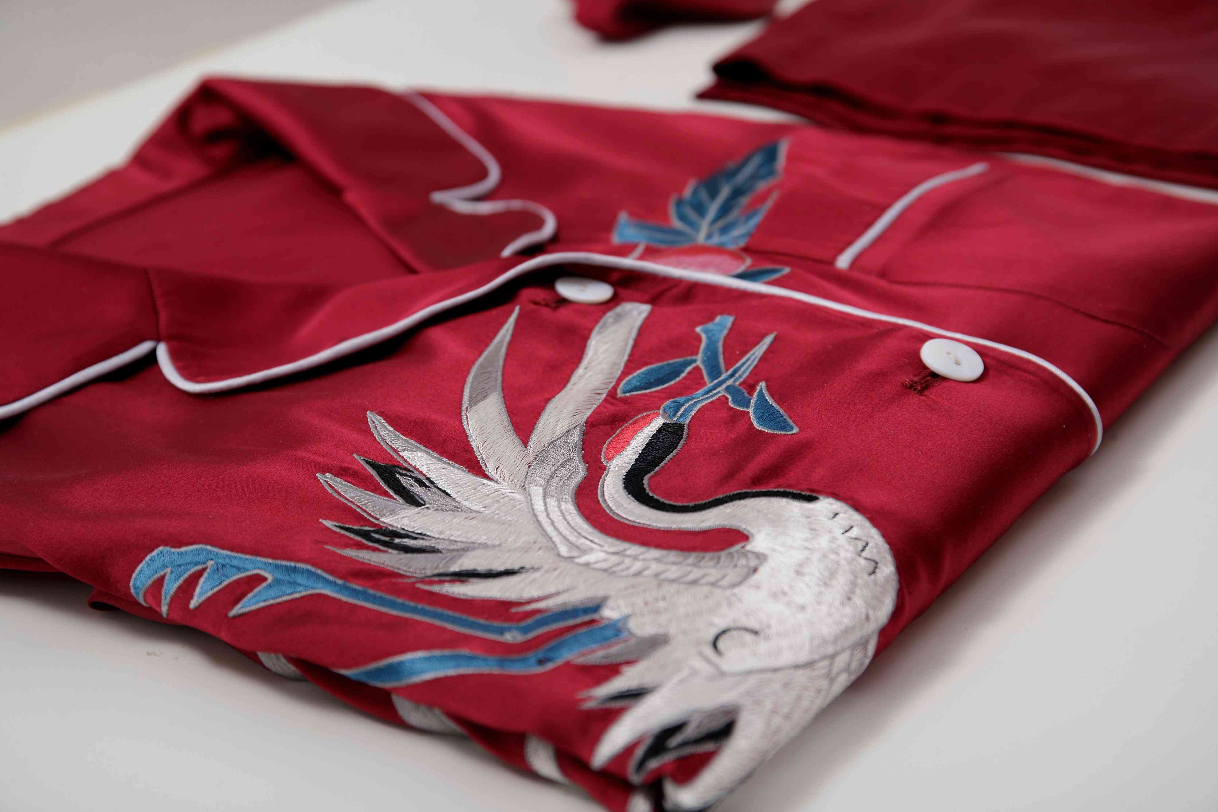 化妝品睡衣包裝設計圖案(化妝品包裝設計圖片欣賞)插圖1