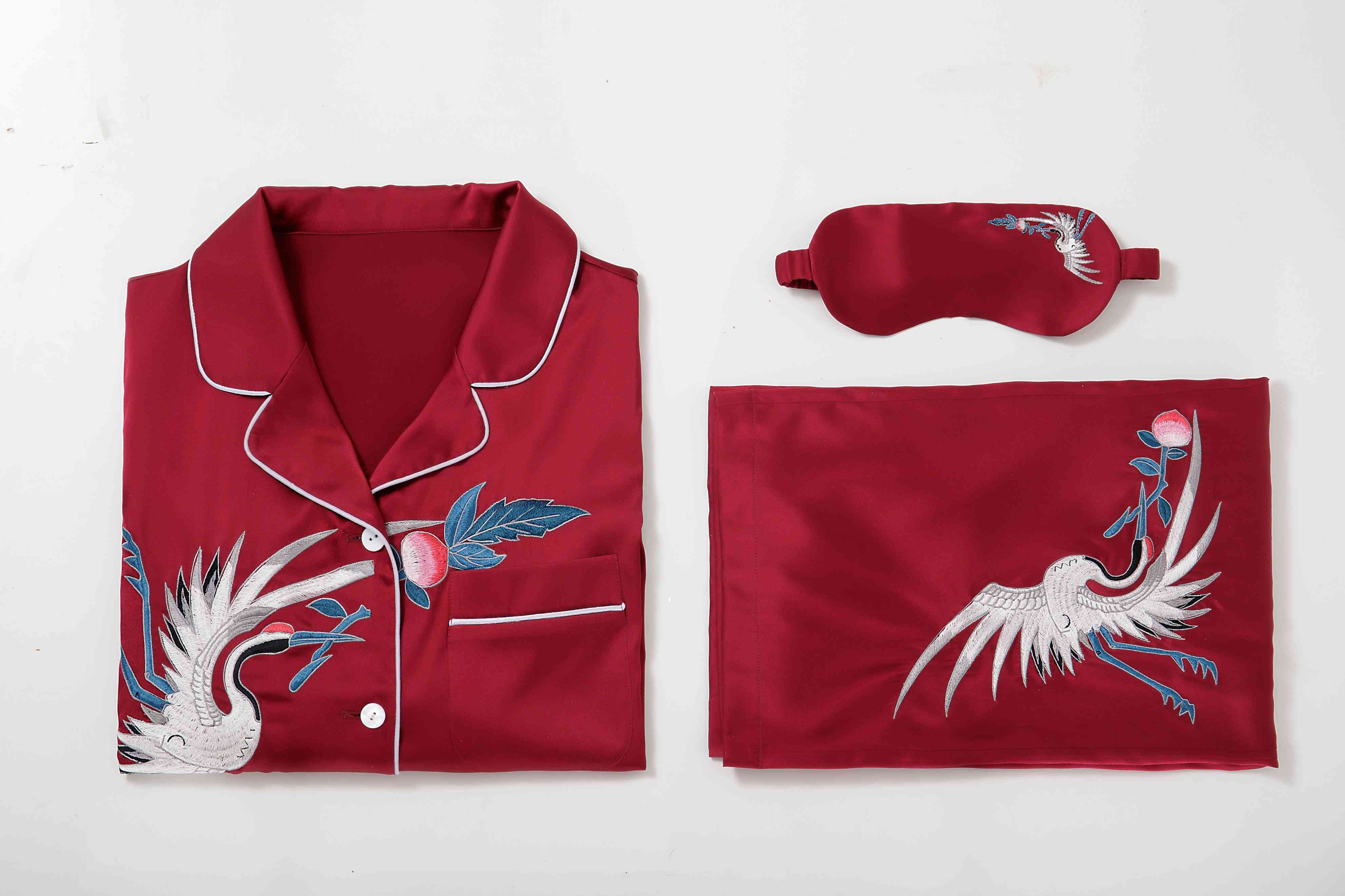 化妝品睡衣包裝設計圖案(化妝品包裝設計圖片欣賞)插圖3