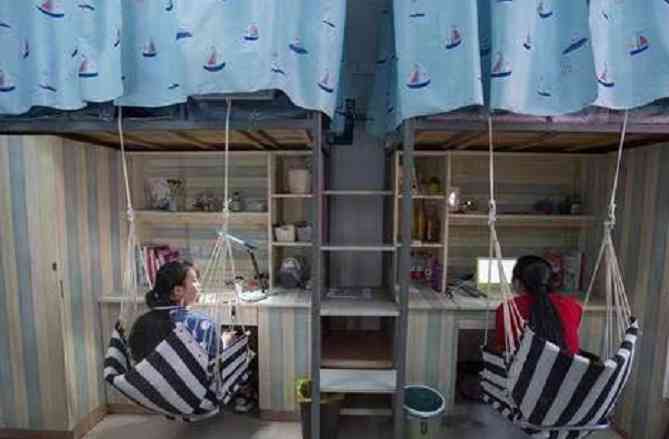 室友借你化妝品(室友要用你的化妝品)