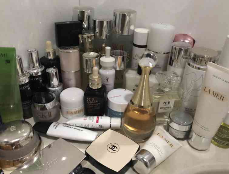 室友借你化妝品(室友要用你的化妝品)插圖3