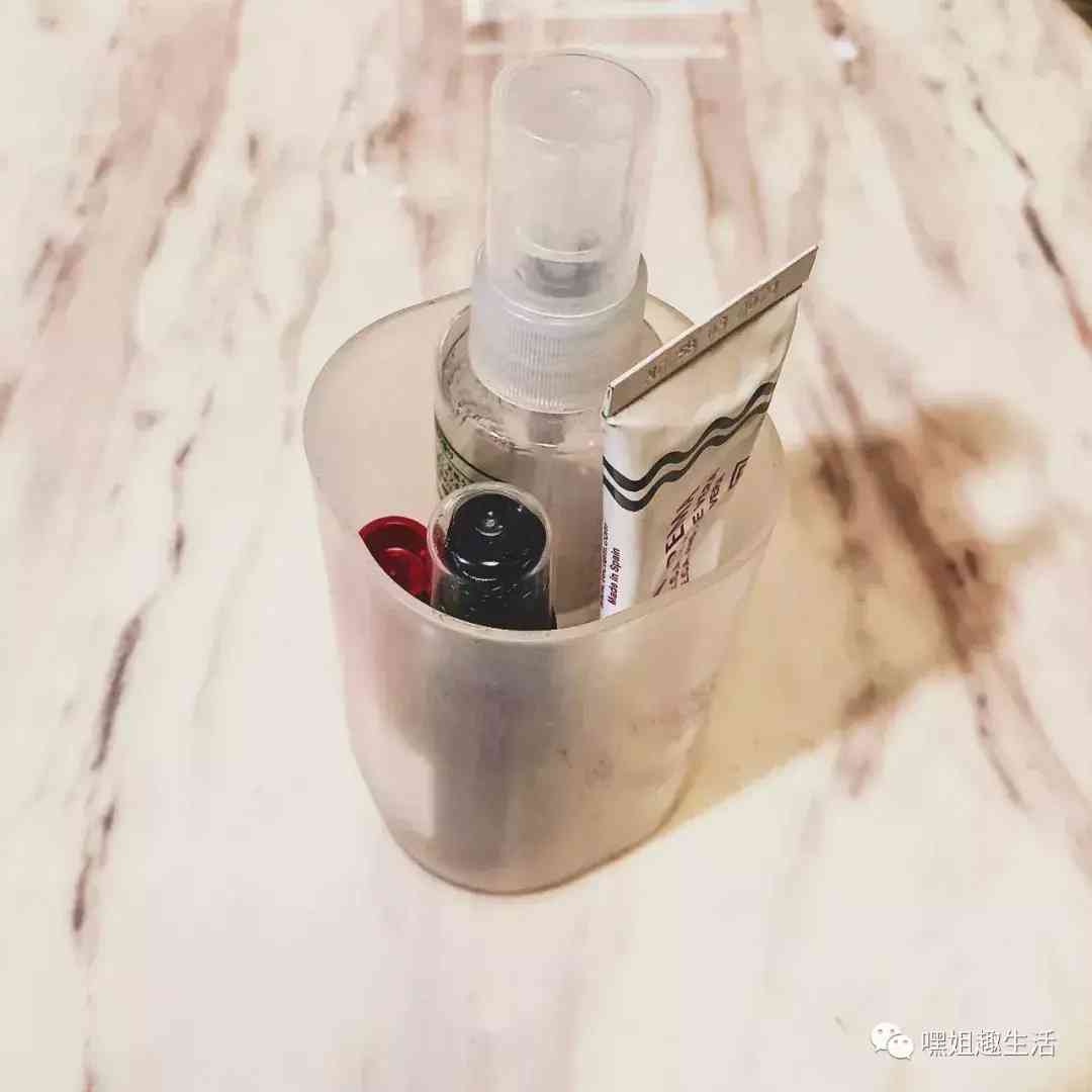 網(wǎng)紅化妝品收納盒小號多大(化妝收納盒一般哪里有賣)插圖25