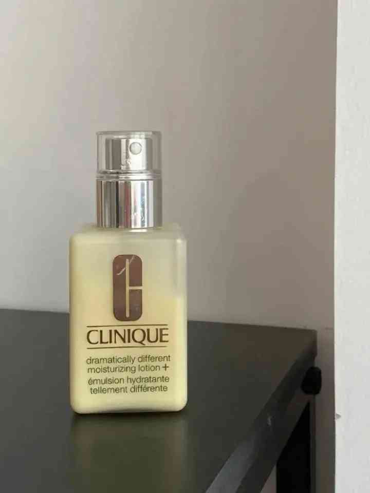 哪種化妝品不傷身體護(hù)膚(哪種化妝品不傷身體護(hù)膚用)插圖1