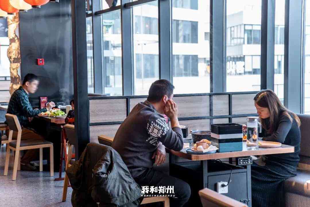 鄭州高檔化妝品展示柜(河南化妝品展柜)插圖14