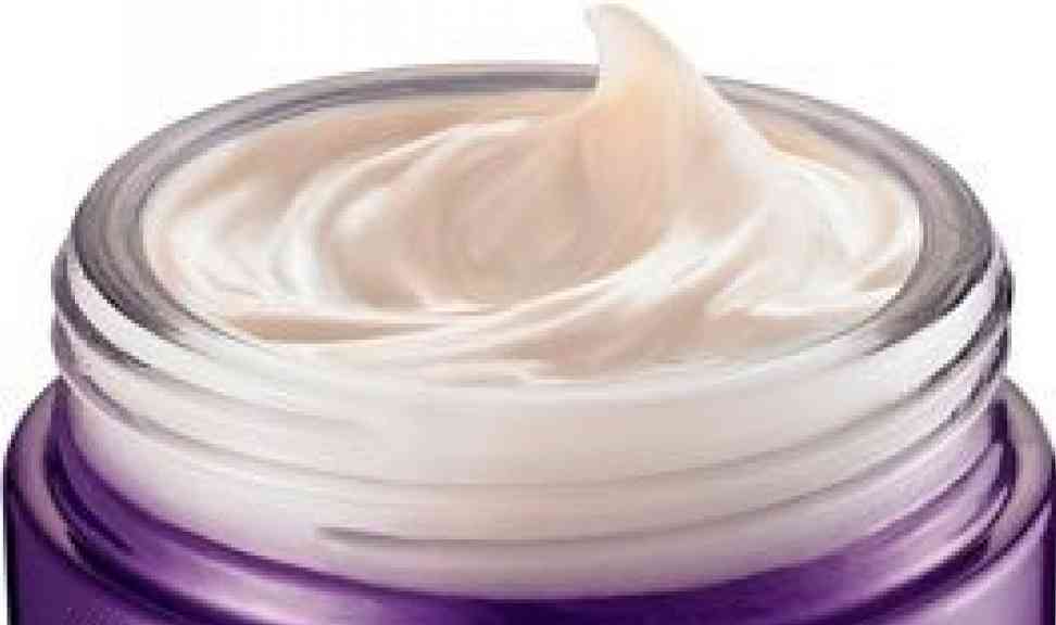 化妝品和人一樣嗎(化妝品有區(qū)別嗎)