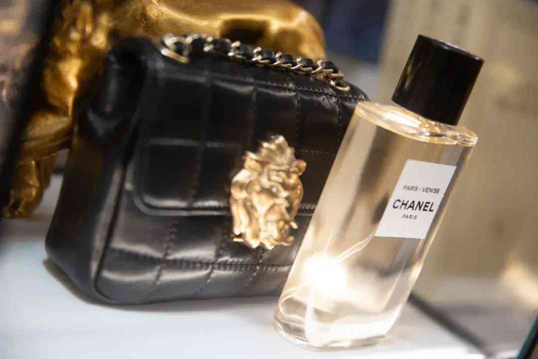 香奈兒化妝品怎么沒封口(香奈兒香水沒有塑封)插圖36