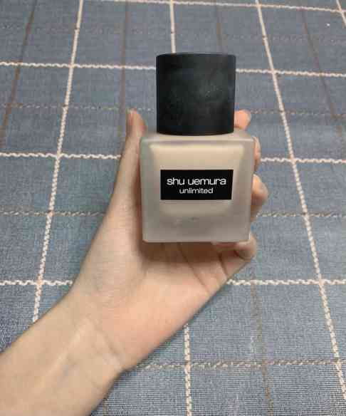 痘痘肌膚化妝品好(中班美術(shù)夜晚的房子真美麗)插圖1