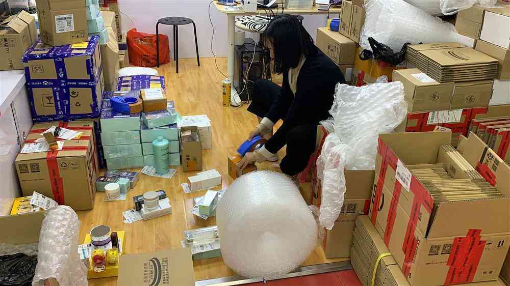 代購買回的化妝品有標(biāo)貼(進(jìn)口化妝品是不是貼中文標(biāo)簽就能買)插圖2