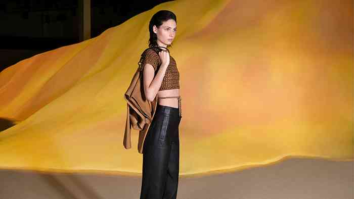 鷗藍(lán)牙化妝品(徐州市鼓樓醫(yī)院院長)插圖6