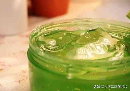 蘆薈膠和化妝品怎么一起用(蘆薈膠和化妝品怎么一起用呢)插圖1