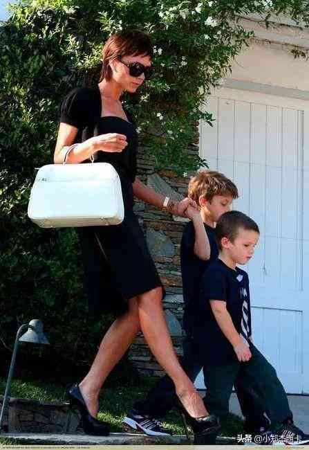 裝化妝品的包(裝化妝品的包包圖片)插圖22