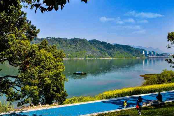 青山湖區(qū)美藍(lán)化妝品店(藍(lán)美化妝品有限公司)插圖10