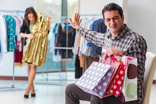 送化妝品朋友圈(朋友送化妝品該不該曬朋友圈)插圖1