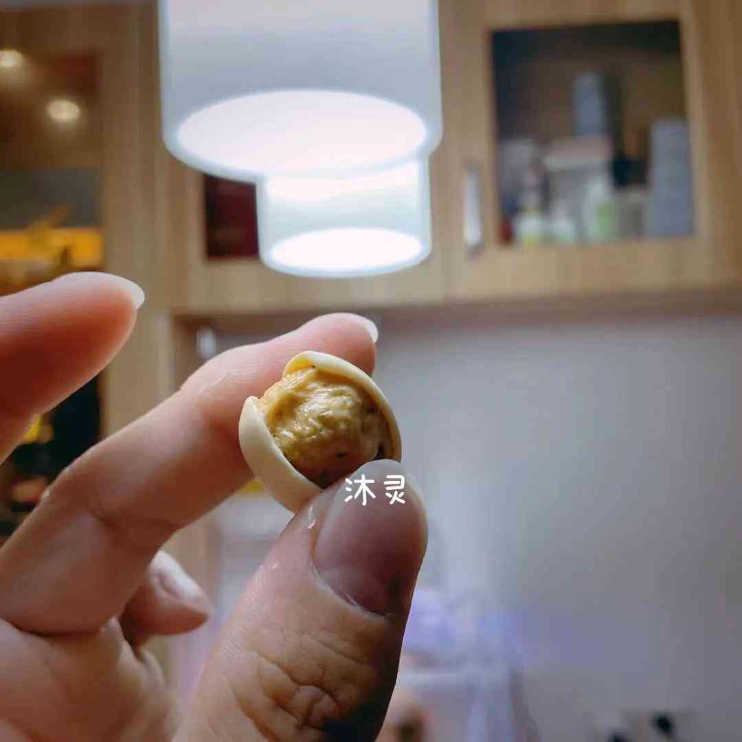 用化妝品做瓶子做開心果花(開心果殼手工制作花瓶)插圖5