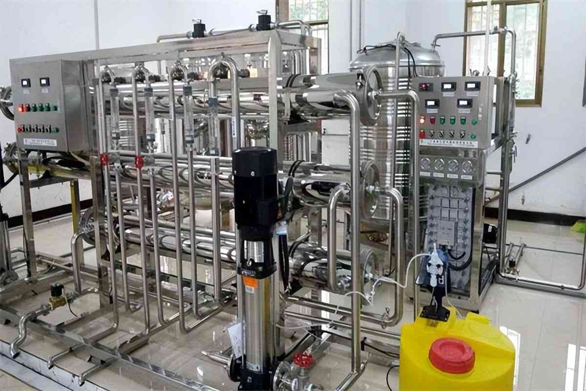 測試化妝品用水(怎么測試化妝品水的好壞)