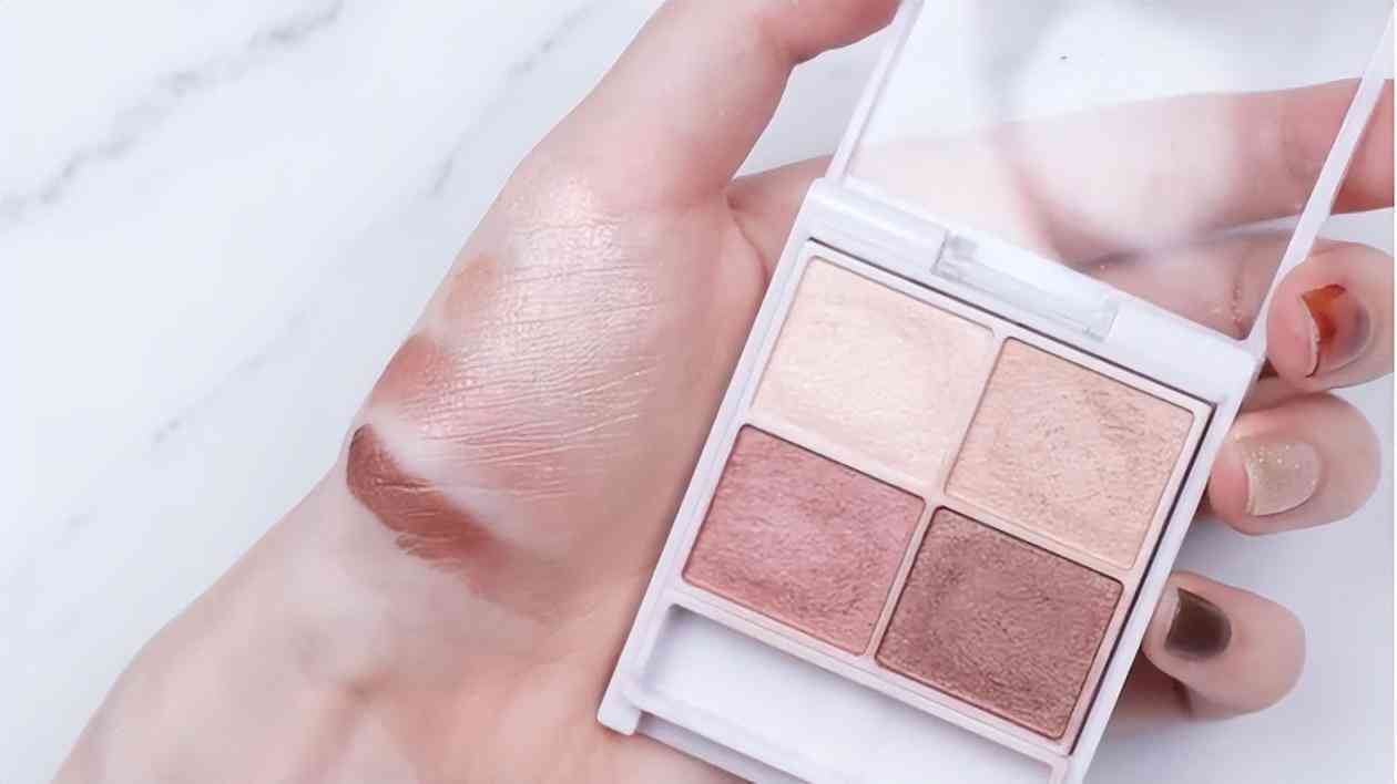 自由化妝師化妝品購買清單(自由化妝師怎么收費)插圖25