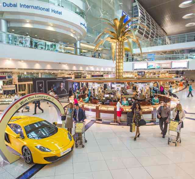 迪拜機(jī)場(chǎng)化妝品和北京日上(迪拜買(mǎi)什么化妝品合適)插圖1
