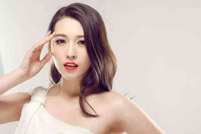 農(nóng)村媳婦買化妝品6千元(化妝品在農(nóng)村好賣么)插圖5