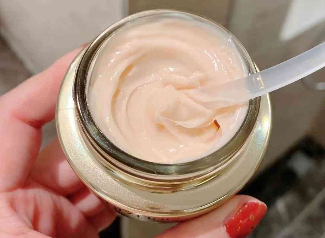 適合青年女人用的化妝品(適合青年女生的護膚品)插圖7