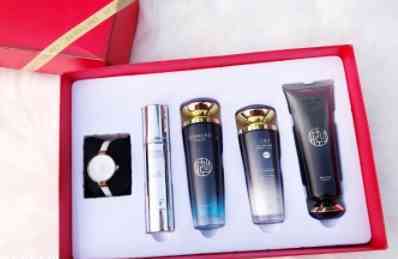 九美子化妝品專賣店(九美子化妝品專賣店那里有賣)