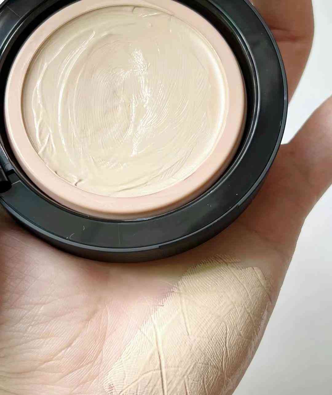 什么粉質(zhì)化妝品好點(diǎn)(化妝品都有什么粉)插圖3