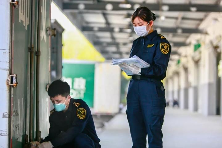 海淘化妝品如何被海關(guān)檢查(海淘被海關(guān)查驗會怎么樣)插圖3